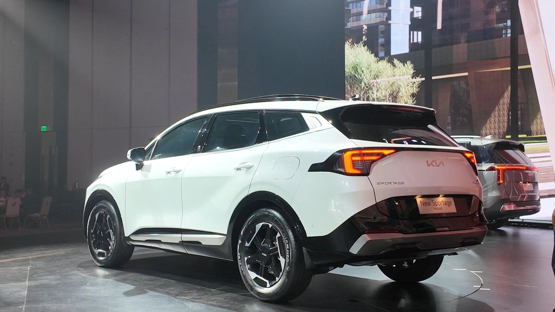 THACO trình làng KIA Sportage hybrid 2026 với 3 phiên bản 15 THACO trình làng KIA Sportage hybrid 2026 với 3 phiên bản kia-thaibinh.com-sportage-hybrid-2026-4